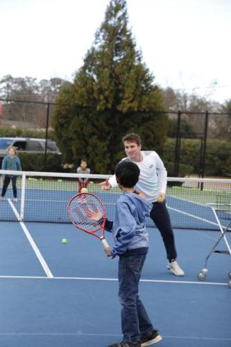 79F2E40B-107D-409A-8C5C-39F1E850859C